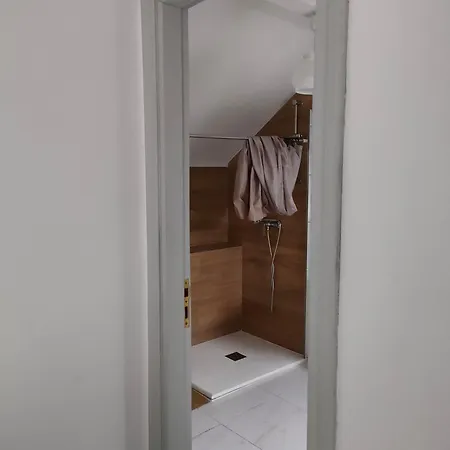 Mar De Rosa Konukevi *